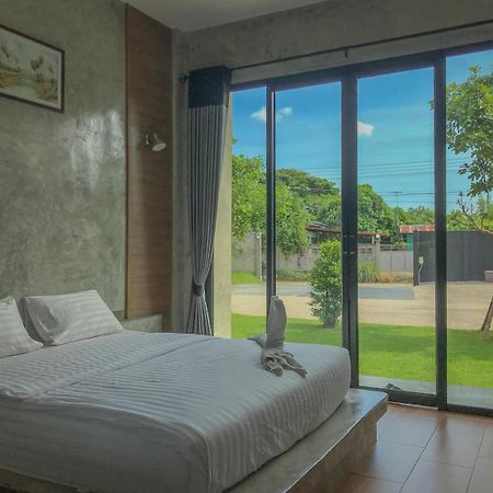 Alinda Resort 펫차부리 외부 사진