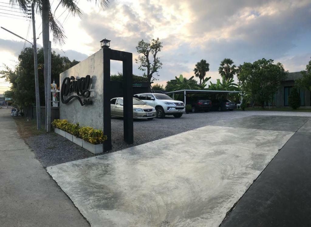 Alinda Resort 펫차부리 외부 사진